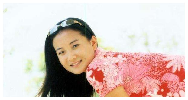 冯巩:捧红爱徒贾玲,对牛群冯小刚不离不弃,却被艾慧嫌弃38年