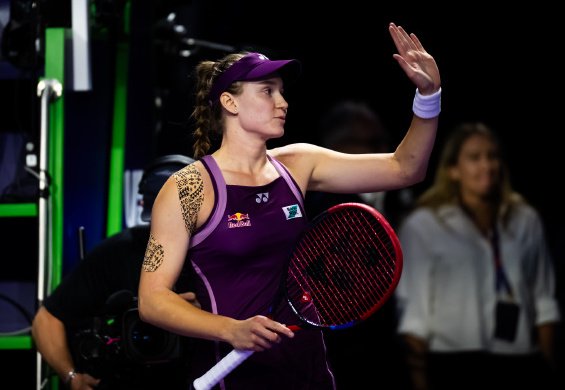 莱巴首进四强，小钢炮双线出局，西尼娃当球后，穆塞蒂盼入围