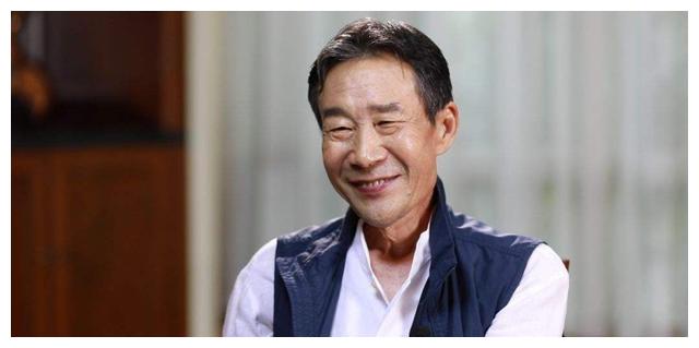最受观众喜爱的十大老戏骨,男演员占九个,第一当之无愧