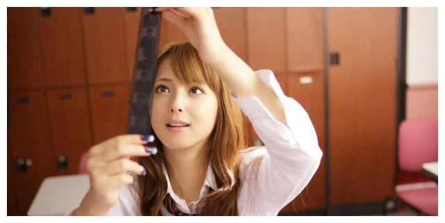 她是 世界最美面孔之一 颜值超林允儿 丈夫却被曝私会女优 财经头条