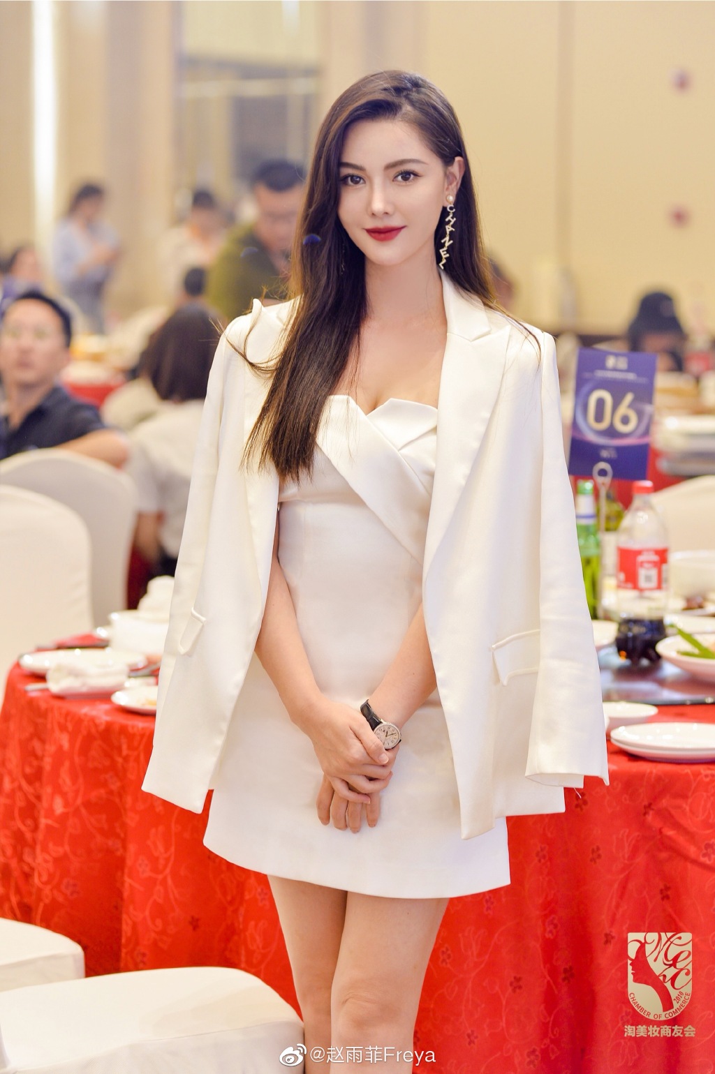 网红美女模特赵雨菲迷人写真美照好漂亮啊_高清图集_新浪网