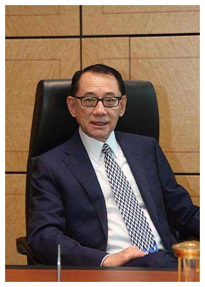 风流的杨受成和女星偷情被妻子捉奸77岁事业有成却孤身一人