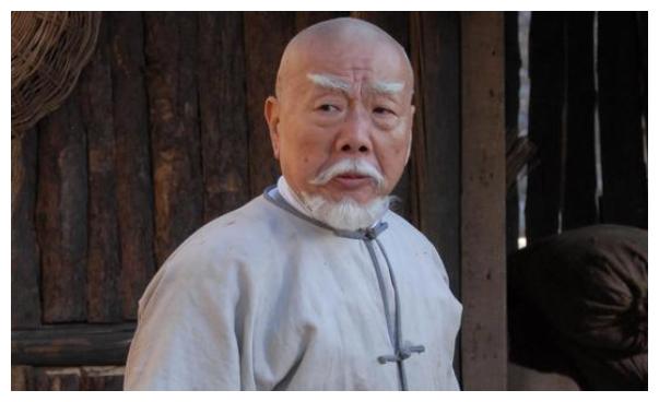 鹿鼎记武功排行_鹿鼎记中的11位绝顶高手武功排行榜:第1名和第2名的差距不大(2)