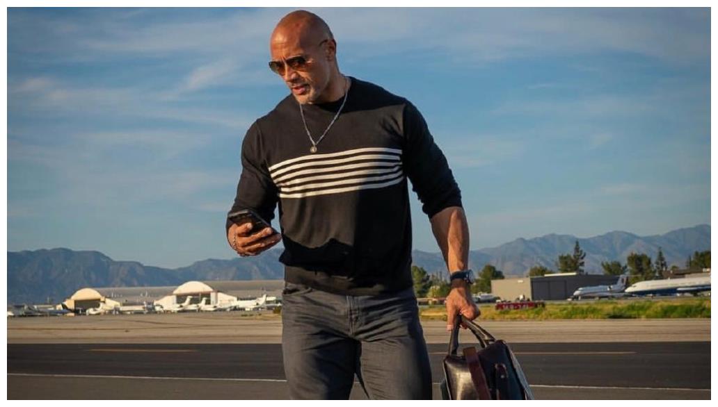 五大三粗的强森他的女儿会是金刚吗这颜值没得说