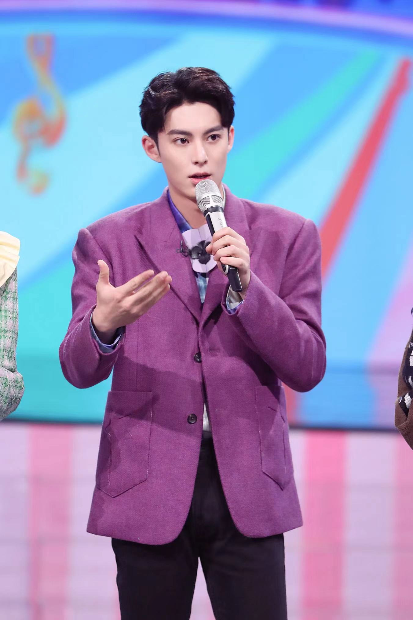 王鹤棣你好星期六挑战自我再唱告白气球实现完美逆袭