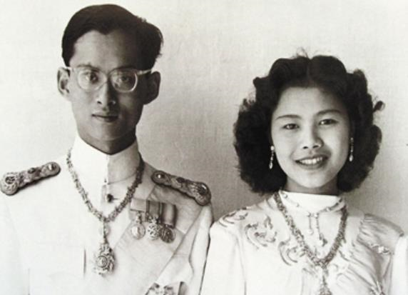 拉玛七世郑光不愿继位百般推脱自己都感慨王朝气数已尽