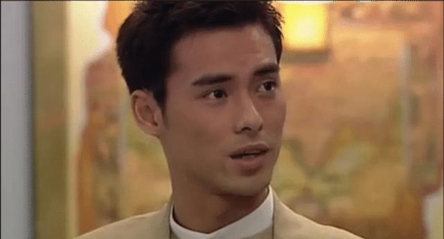 他是tvb前花旦的表弟,年轻时帅过古巨基,49岁复出跑龙套|海俊杰