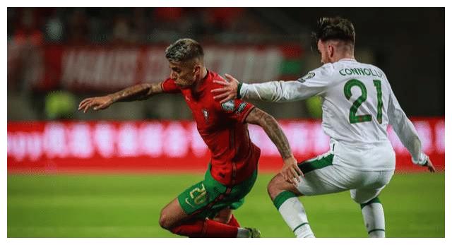 C罗梅开二度，创造新的国家队进球纪录，葡萄牙艰难战胜爱尔兰休闲区蓝鸢梦想 - Www.slyday.coM