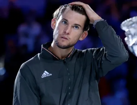 蒂姆退赛,法网四强步其后尘,名将陆续抵达澳洲,德约等待豁免