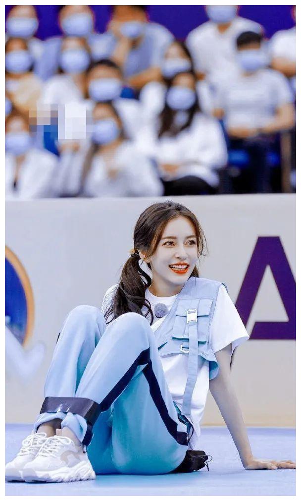 娱乐八卦:Angelababy,余景天,马思纯,刘烨,九亿姐休闲区蓝鸢梦想 - Www.slyday.coM 娱乐八卦:Angelababy,余景天,马思纯,刘烨,九亿姐休闲区蓝鸢梦想 - Www.slyday.coM