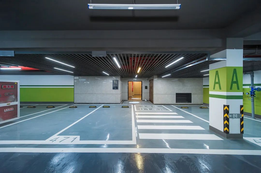 金辉地产用心打造归家礼遇 让仪式感从进入车库开始|金辉|车库|仪式感_新浪新闻