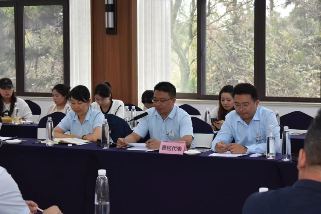 鸡公山景区诚邀40多家旅游界大咖齐聚鸡公山 谋划2022年旅游发展 鸡公山景区诚邀40多家旅游界大咖齐聚鸡公山 谋划2022年旅游发展