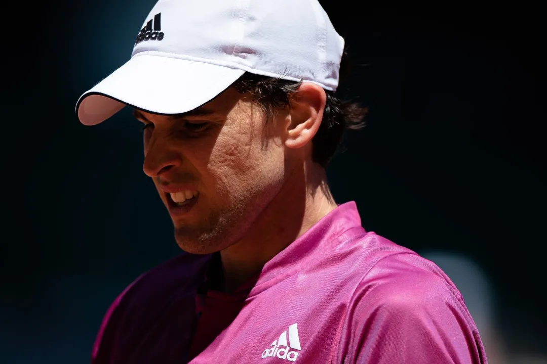 蒂姆退赛,法网四强步其后尘,名将陆续抵达澳洲,德约等待豁免