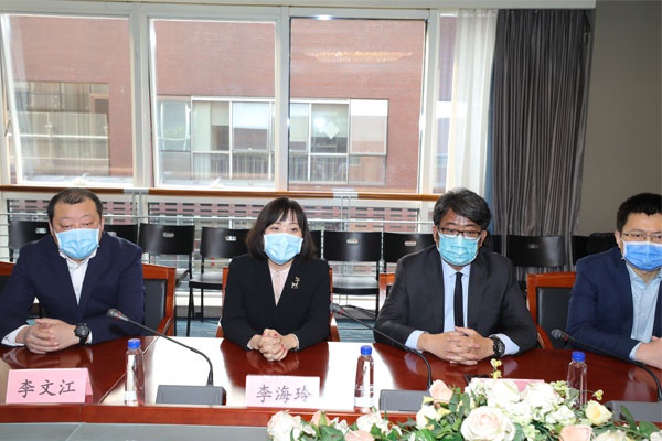 北京日报签约燕达国际健康城与北京朝阳医院合作升级