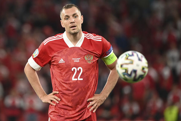 反对西方双标俄男足队长回应遭禁赛我为自己身为俄罗斯人自豪