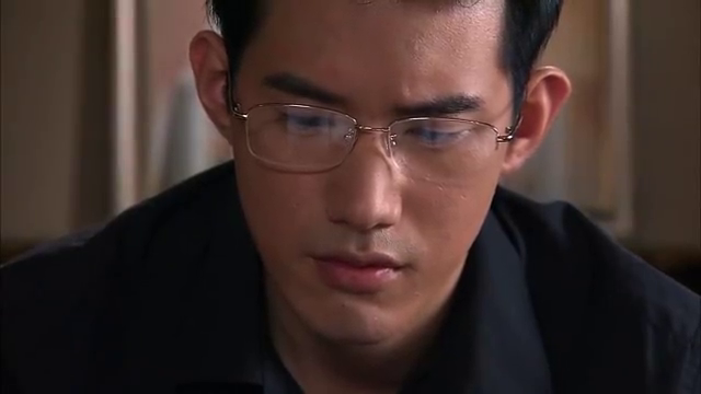 集团千金,诋毁哥哥女友 为您推荐: 盛夏晚晴天:莫凌天当众污蔑晴天