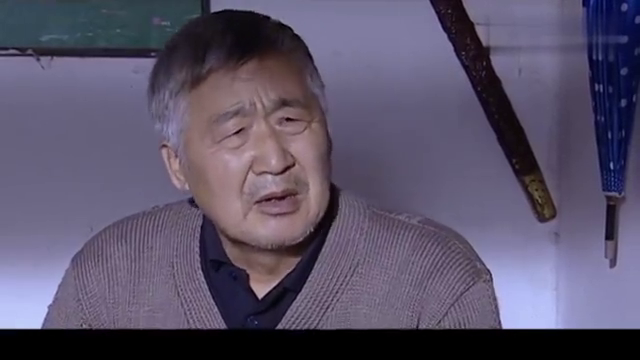 全村人的骄傲!00后苗族小伙参军全寨送行