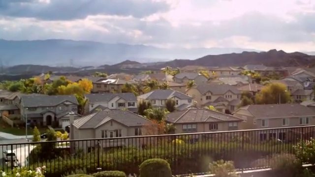 致命托儿所:孩子身上的伤和老师有关,小孩看都不想看她