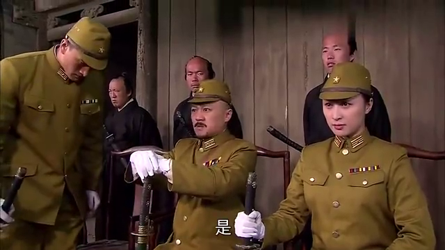 抗日奇侠:王营长亲自上台打擂,告诉各位大侠枪声一响就撤退
