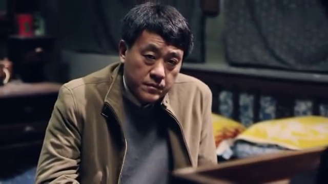 情满四合院:傻柱拿出了留声机,回忆曾经与小娥的初恋,陷入沉思