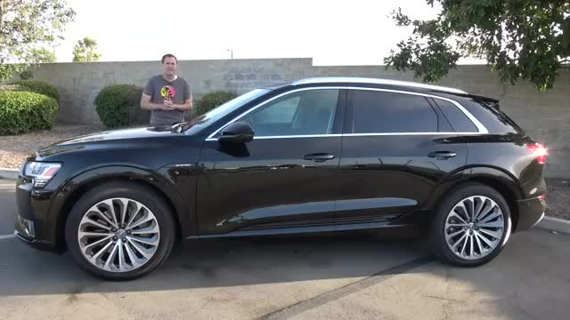 视频：电动SUV奥迪e-tron，海外全面回顾