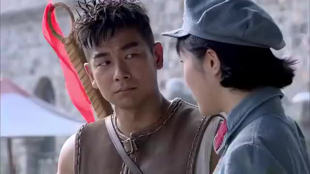 铁血红安刘铜锣为进部队给部队总指挥送礼没想到不吃这一套