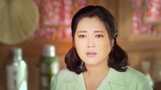 小草青青新媳妇被逼下嫁谁料她拿把剪刀不撒手差点闹出人命