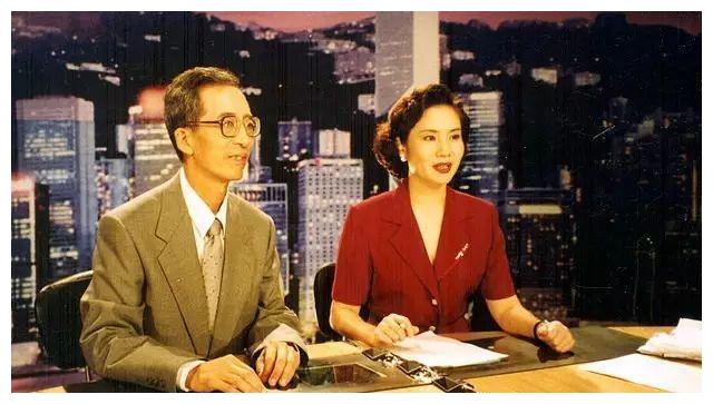 央视著名主播宣布退休！网友：看到挥手告别破防了休闲区蓝鸢梦想 - Www.slyday.coM