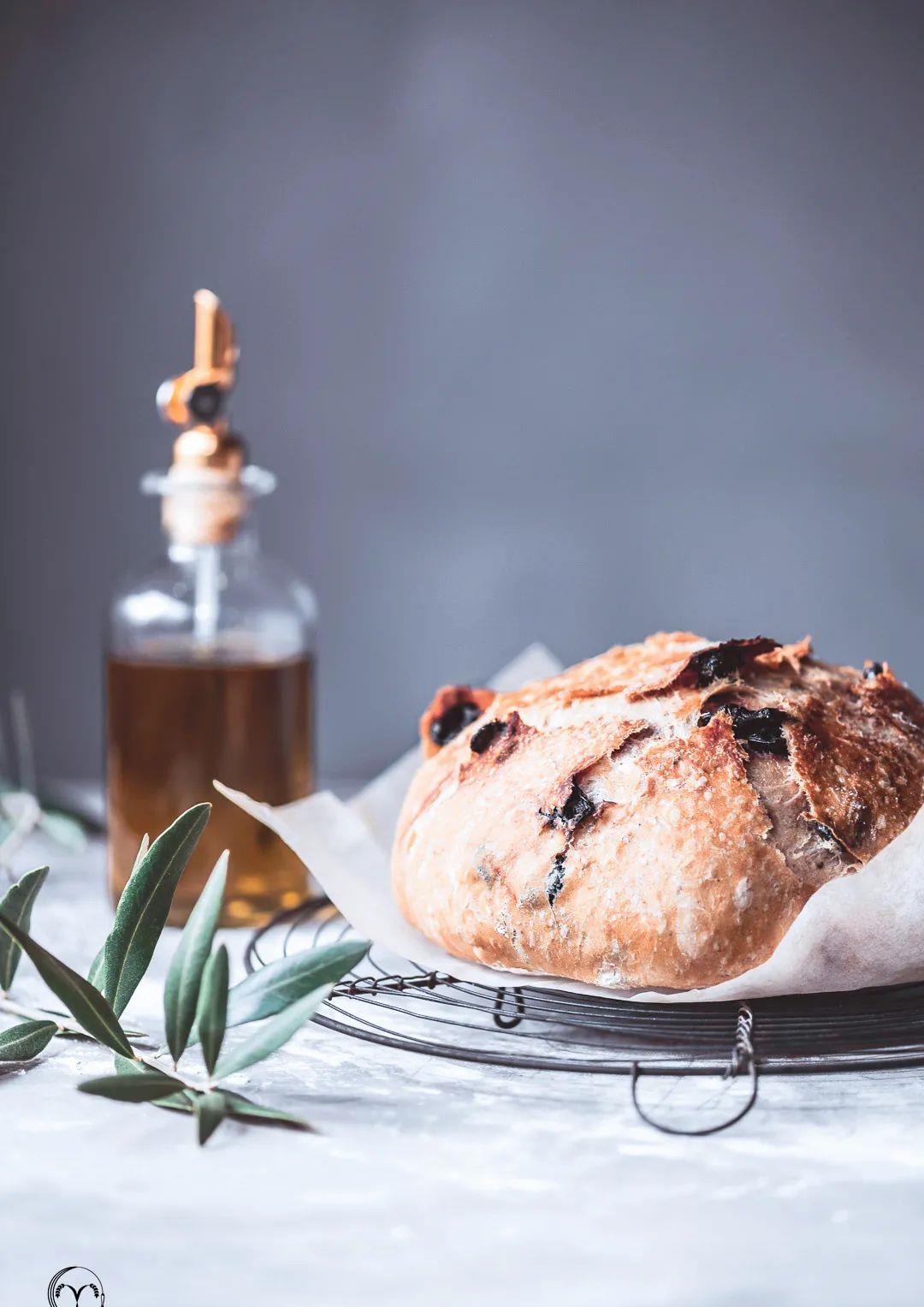 工匠式面包——经典希腊橄榄面包不可思议的简单演绎__财经头条