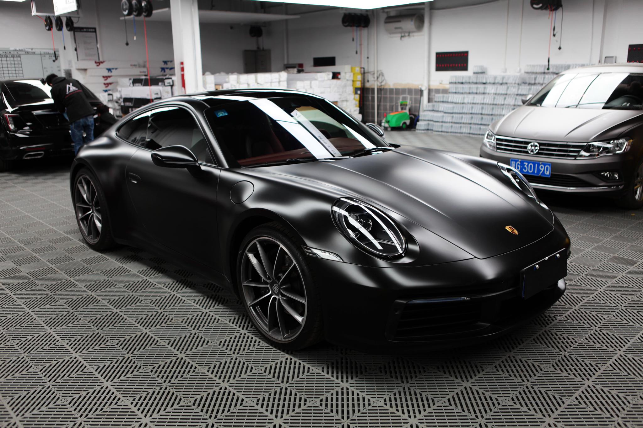 改色哑光黑的保时捷911 难道是迎来了一生中的高光时刻?