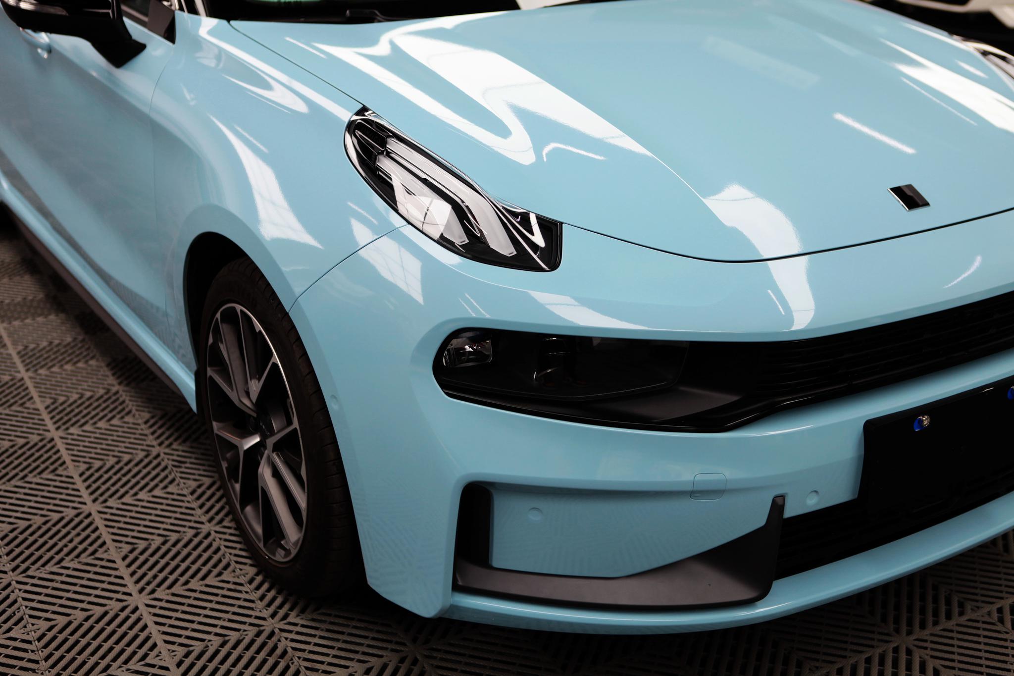 领克03改色浅天空蓝 这让它打破了改装界的惯例