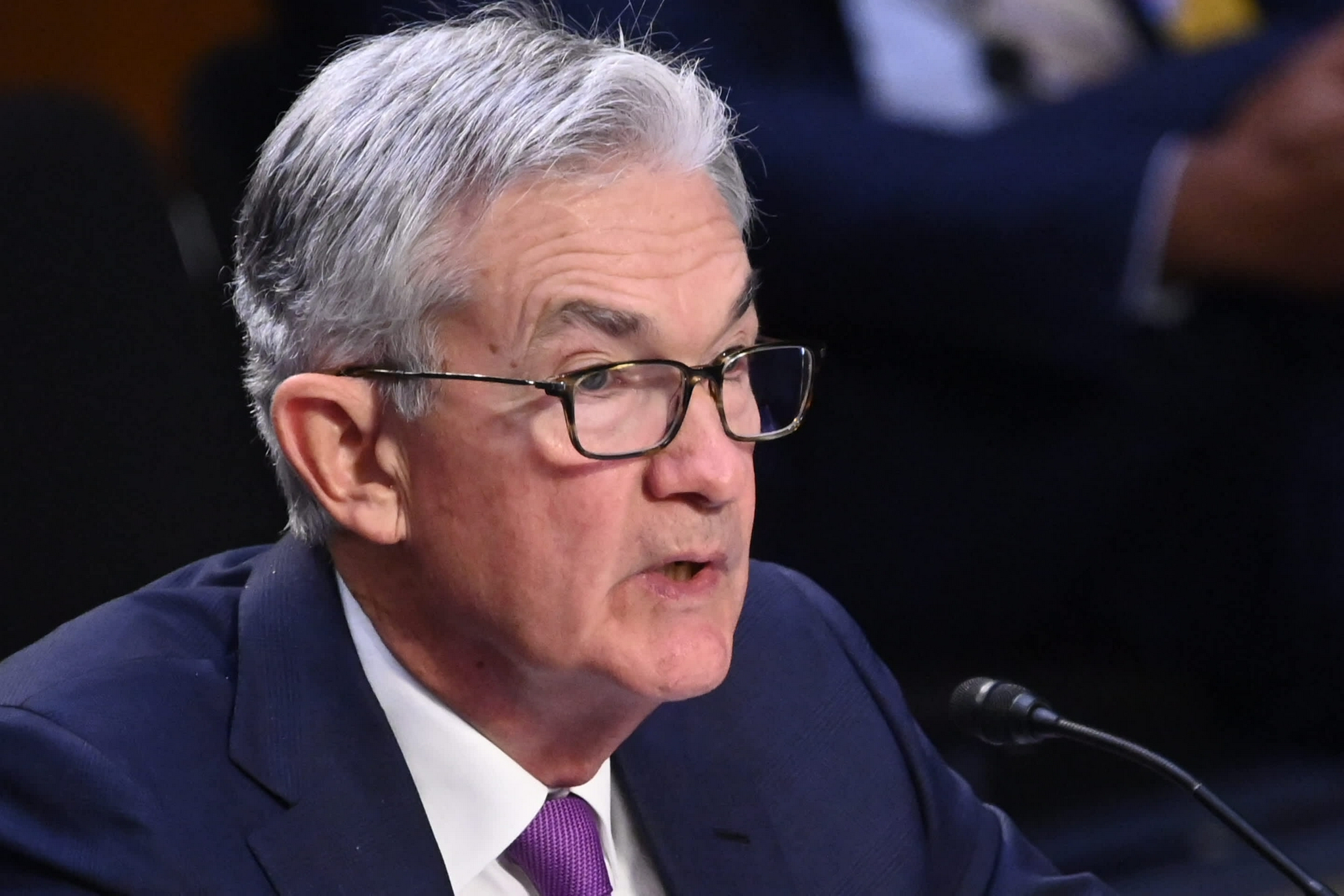 新病毒变种omicron与联储加速taper,黑五股市大跌是否该买入?