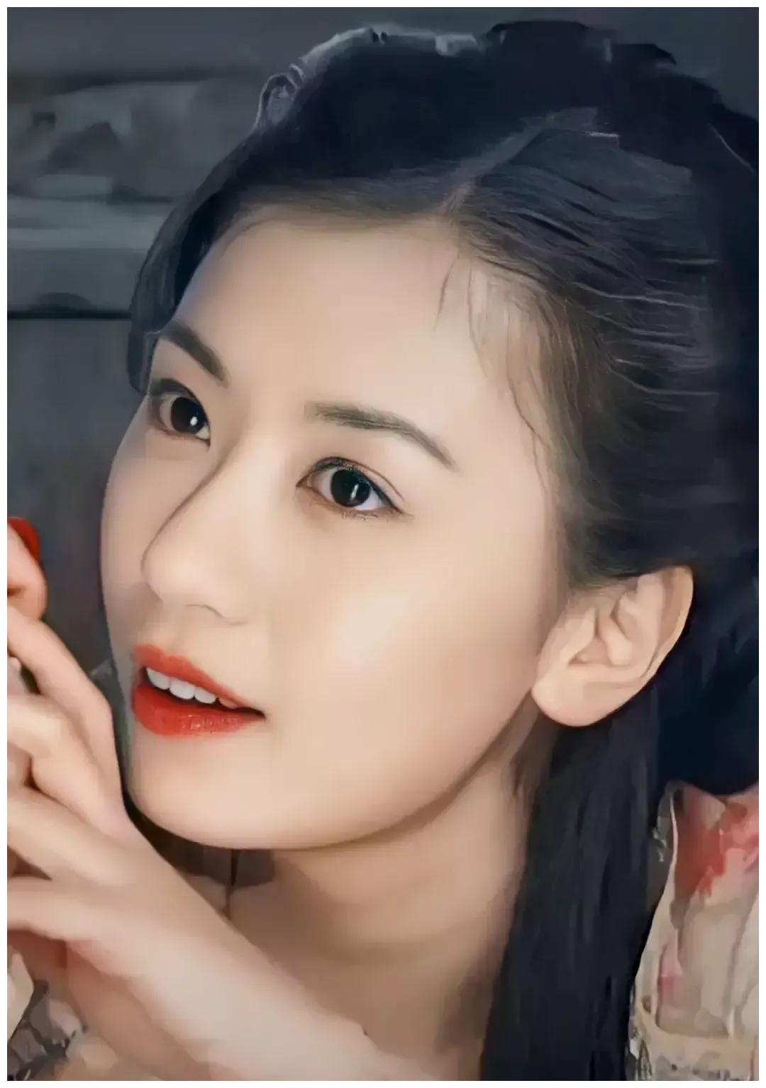 漂亮的贾静雯