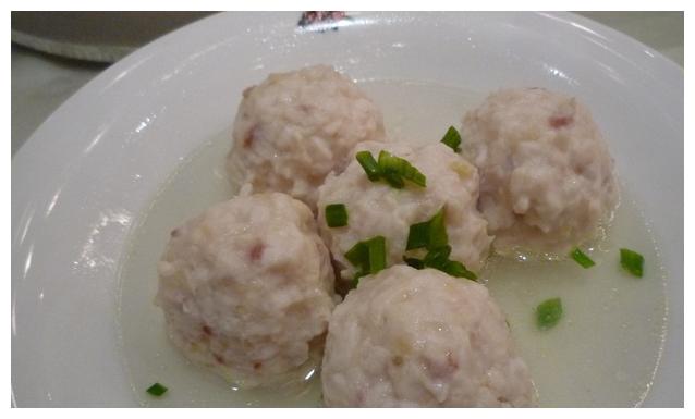 宋嫂鱼羹——宋嫂鱼羹又名宋五嫂鱼羹,是杭州传统名菜之一,原为南宋