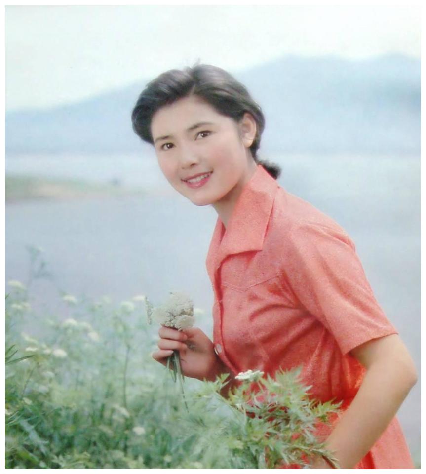 她美过范冰冰艳压刘晓庆,丈夫曾为她一夜白头,女儿却长成这样