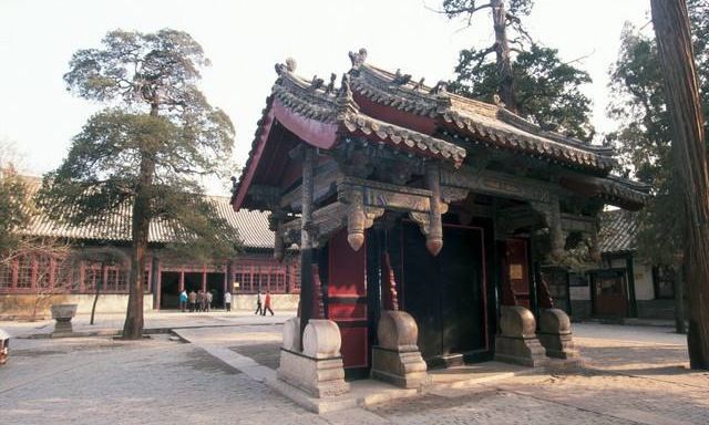 孔府被建筑学家梁思成称为世界建筑史上的“孤例”