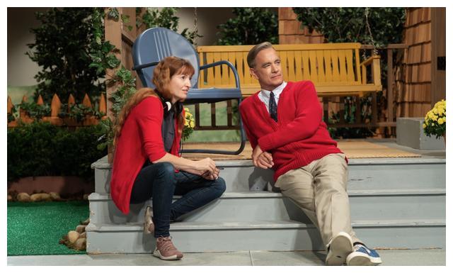 罗杰斯先生是一个极其复杂的角色,在当时没有人知道他的过去和私生活