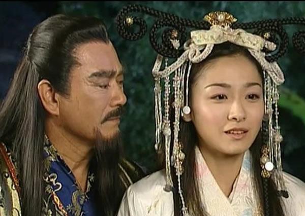 雄霸的女儿,拍戏被扇成脑震荡落下后遗症,如今单身无人娶