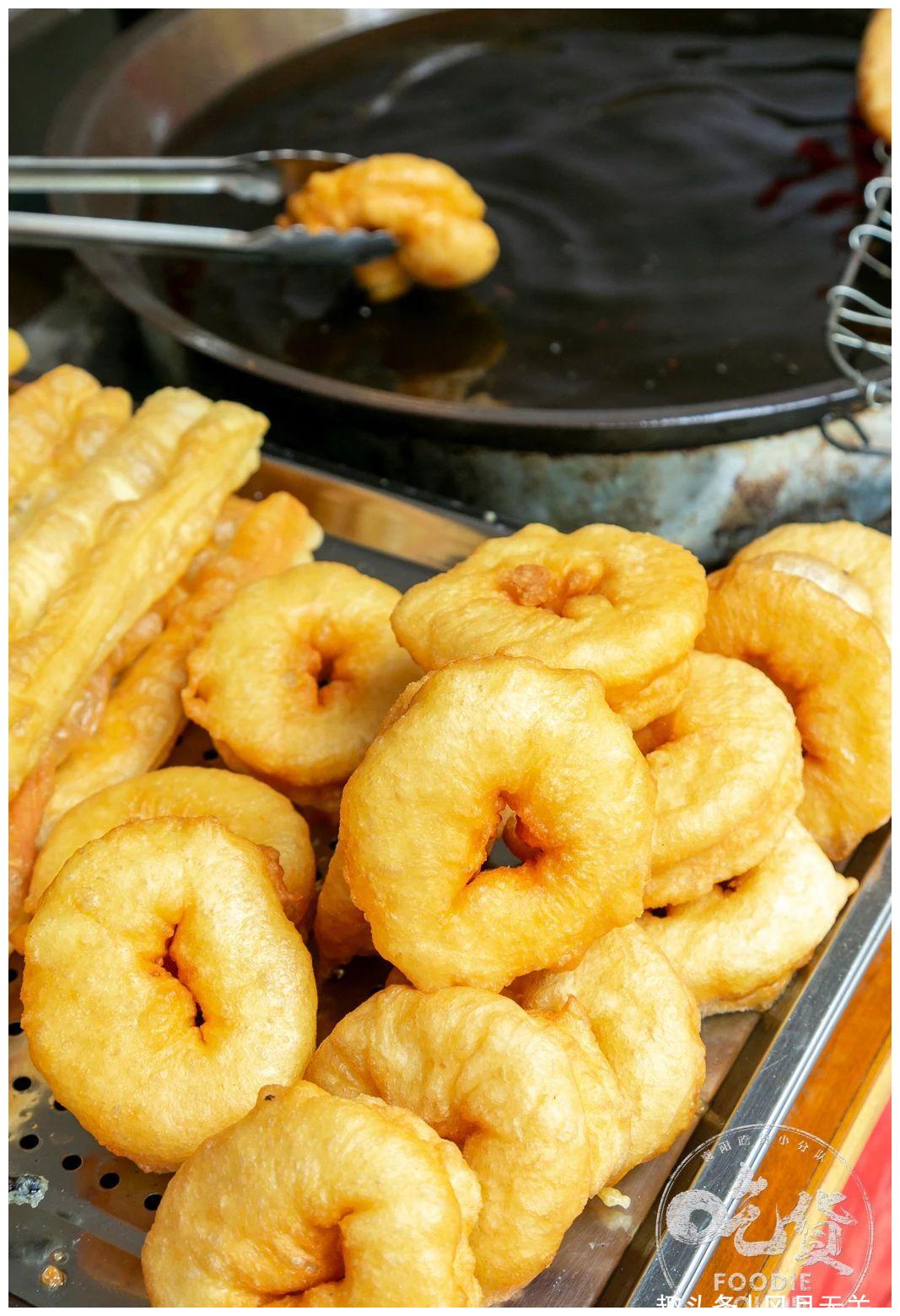 十几年没吃到的油墩儿我在这家早餐店吃到了