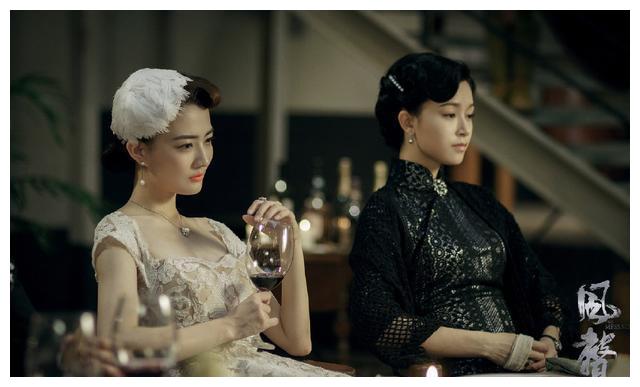 风声徐璐文咏珊同框比美一个洋装一个旗袍谁赢了