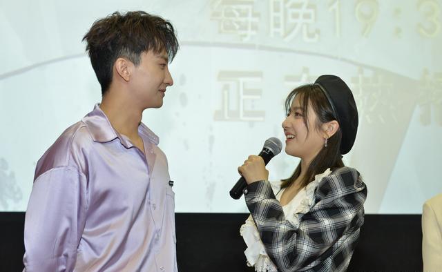 李兰迪牛骏峰深情对视新剧上线收视率01遭吐槽