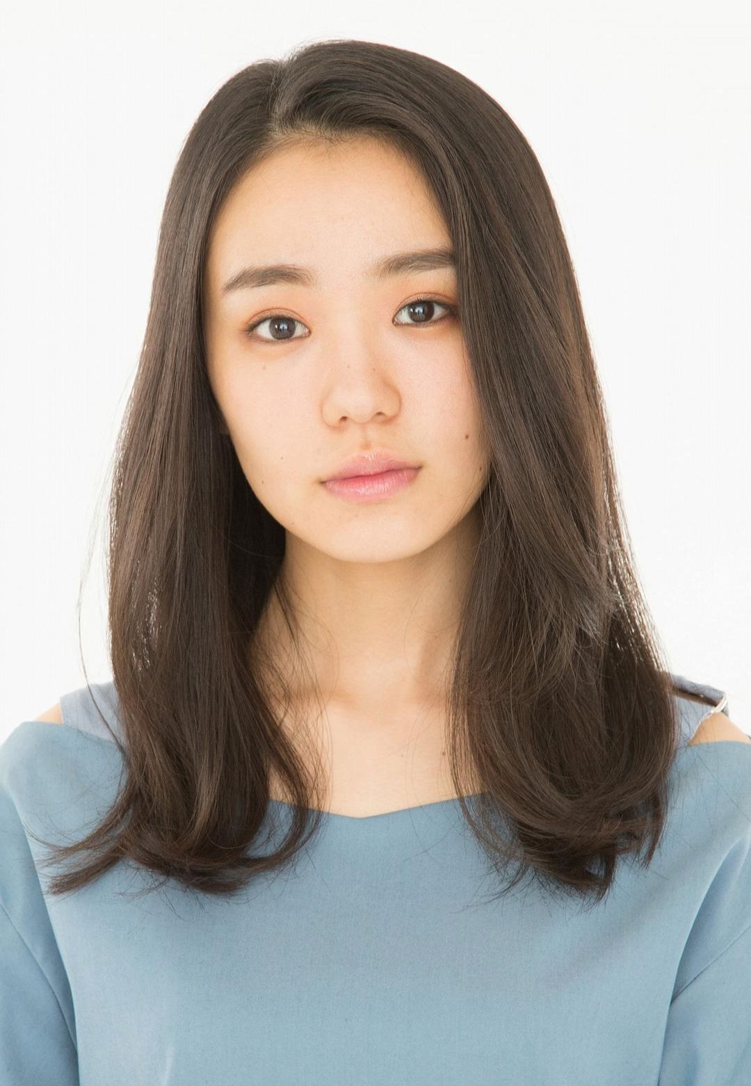 日韩女明星精品收藏95后日本女演员奈绪