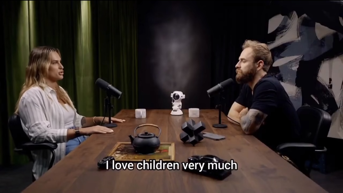 在爱与梦想之间：萨巴伦卡的人生选择题