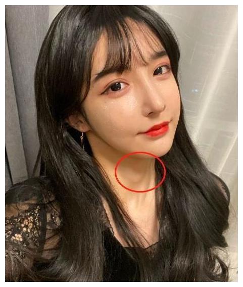 女装大佬艾比整容后颜值下滑太多网友还是以前更精致啊