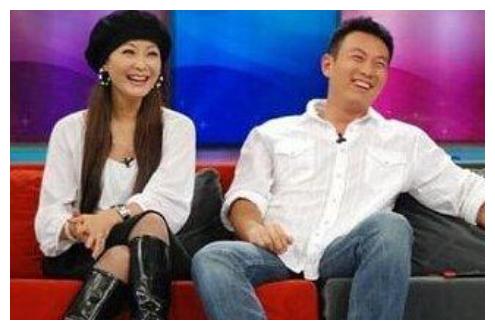 著名主持人方琼隐瞒了10年的老公原来是大家熟悉的他