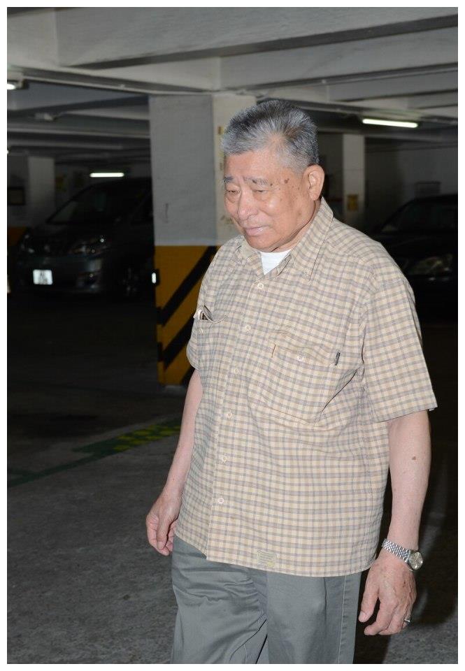 朱丽倩陪女儿检查心脏,刘向蕙精神不错十分乖巧,未见刘德华现身__财经