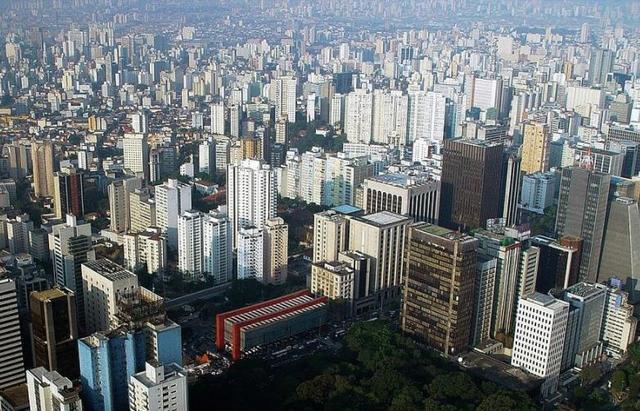 南美洲最发达城市圣保罗,高楼密密麻麻,看起来比上海还壮观