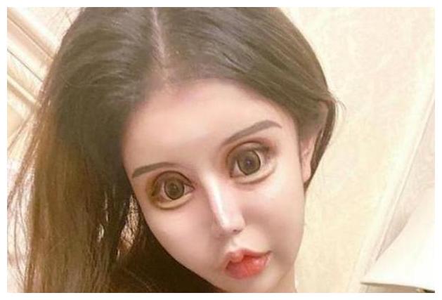 13岁女孩沉迷整容3年间花近百万整了60次网友不如不整