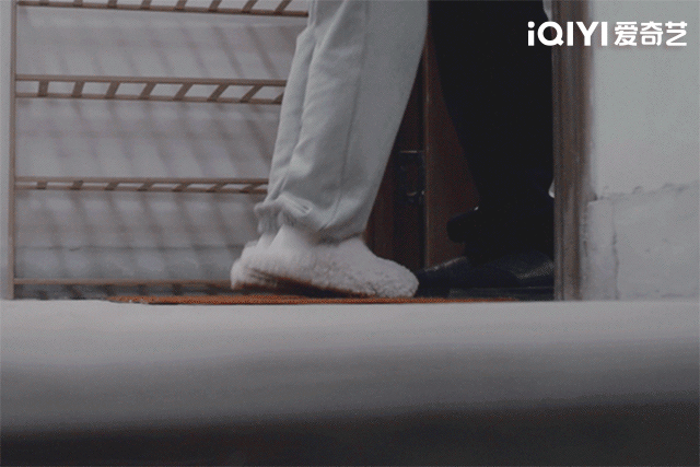 笔下“反派”竟成怨种邻居？陈哲远沈月上演“书穿恋爱文学”！休闲区蓝鸢梦想 - Www.slyday.coM