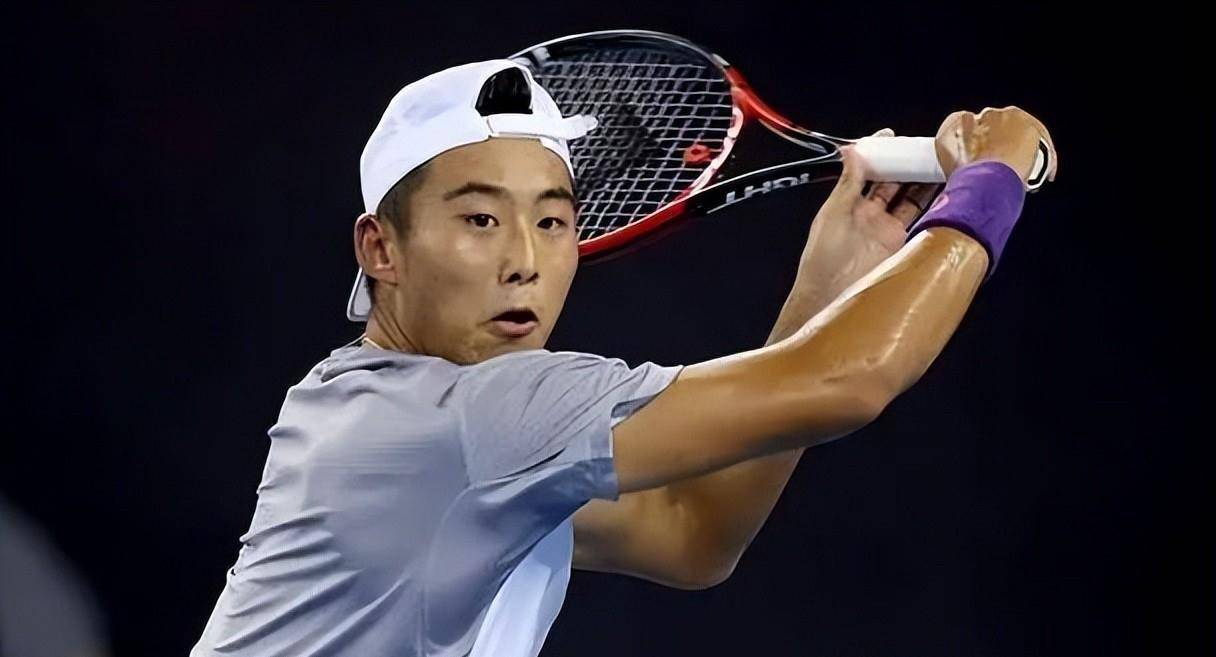 2014年,在澳网亚太区外卡赛两次都铩羽而归的中国内地男子选手张择